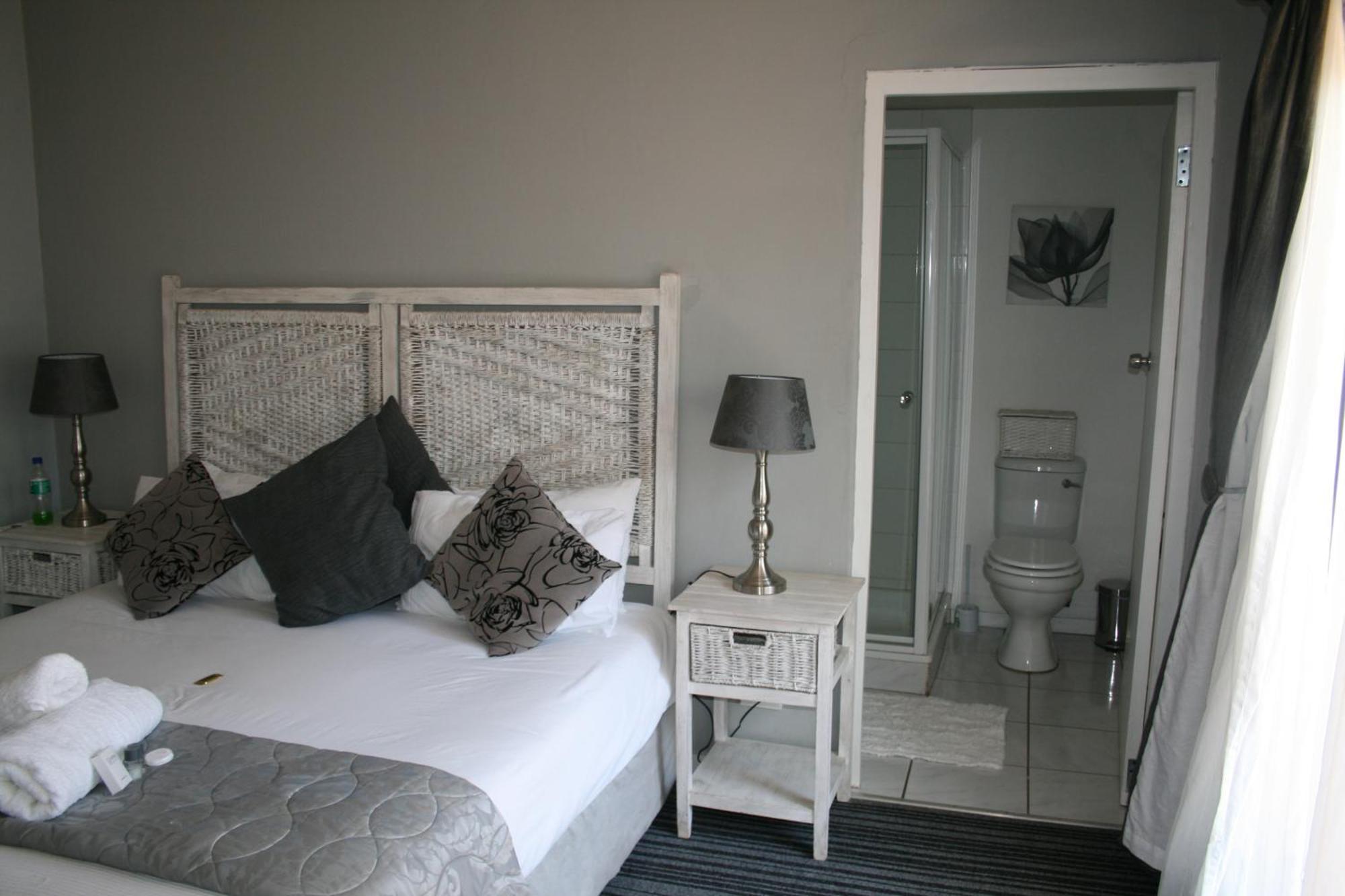 Indigo Moon Guesthouse Lichtenburg Zimmer foto