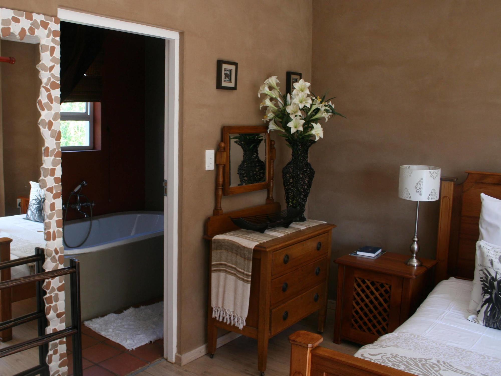 Indigo Moon Guesthouse Lichtenburg Exterior foto